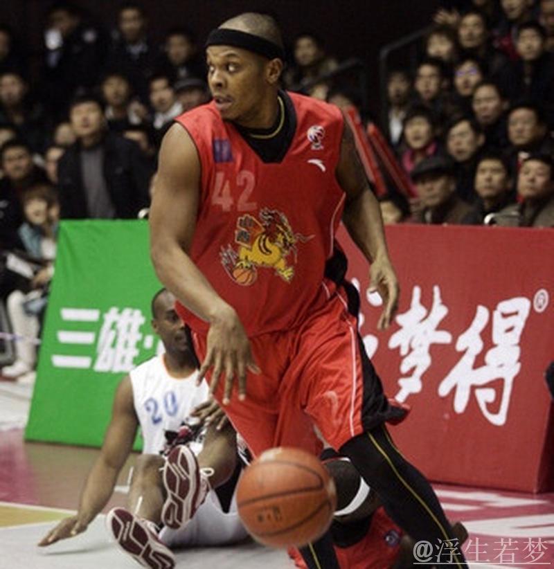 纪录片追忆邦奇威尔斯：解读CBA首位大外援的传奇历程